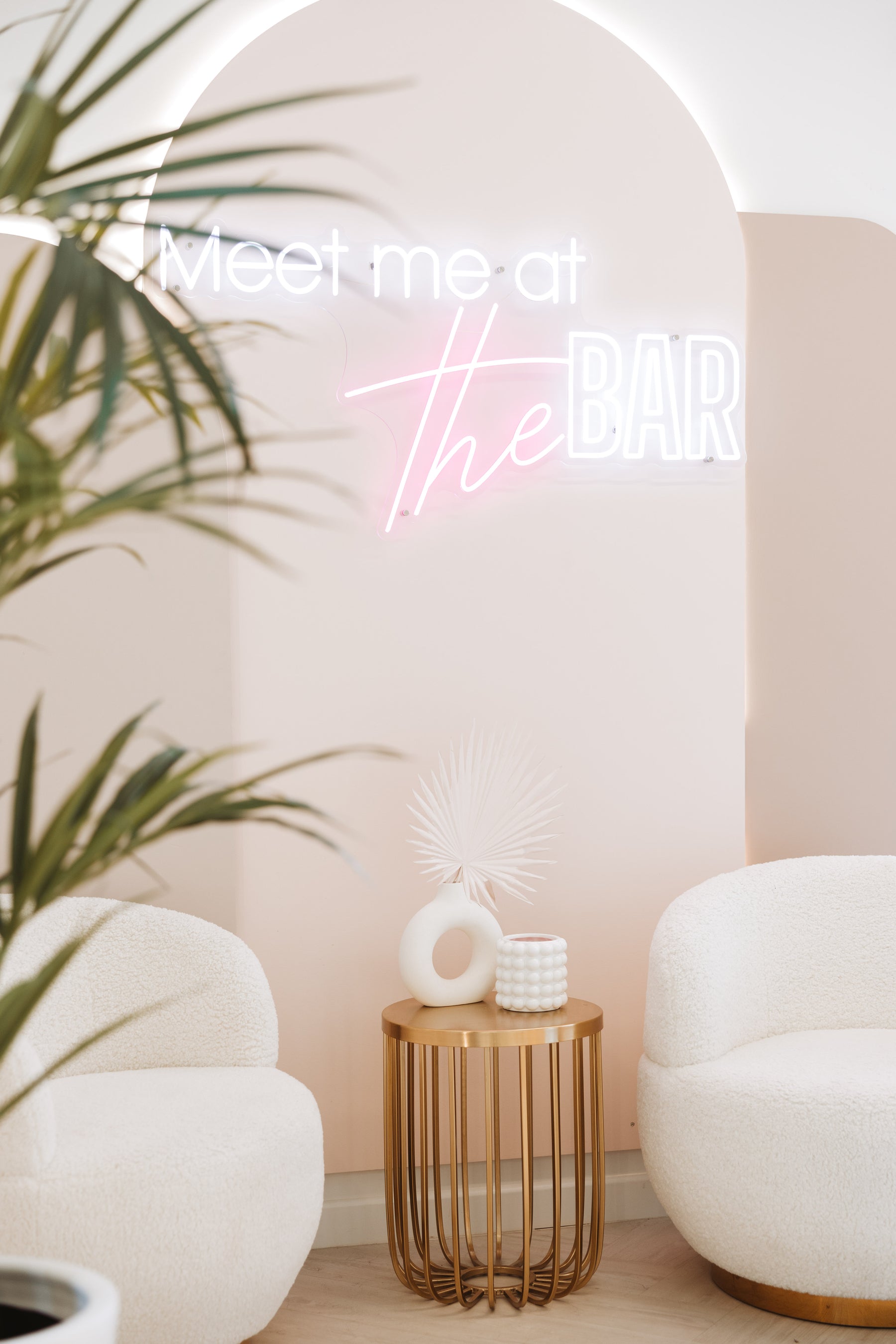 The Hair Extension Bar